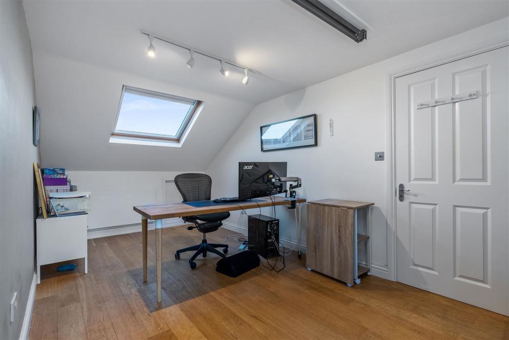 Do You Need Permission to Convert a Loft Bromley?