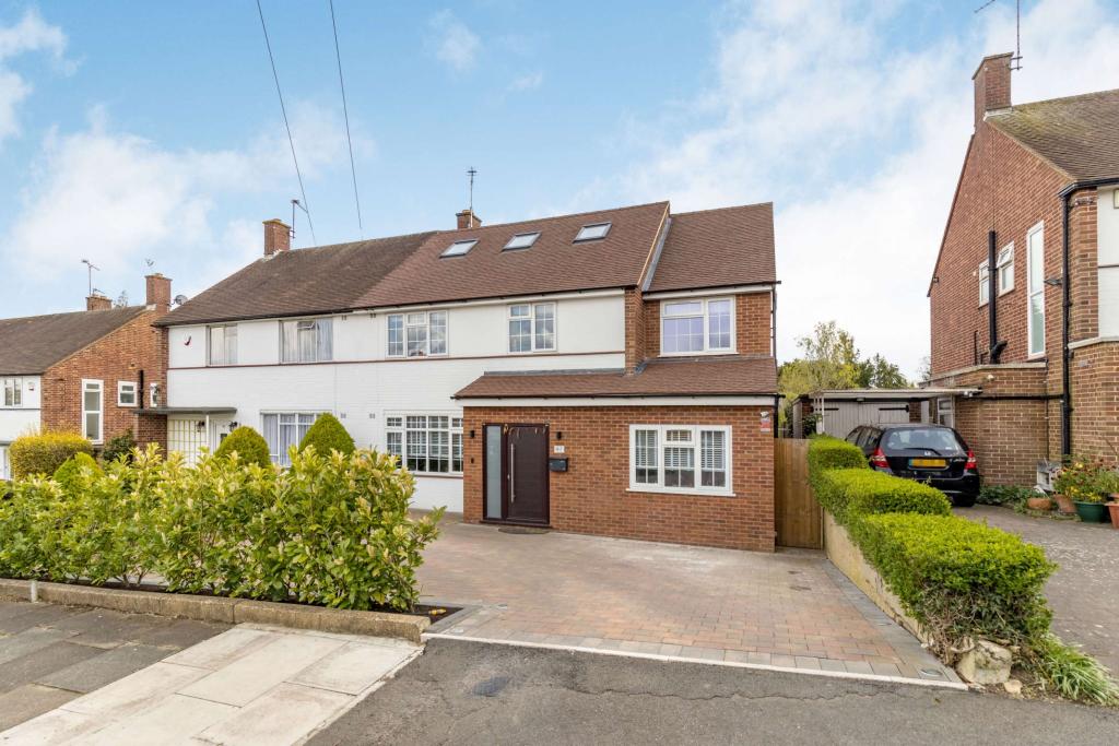 How Long Does A loft conversion Take in Finchley?