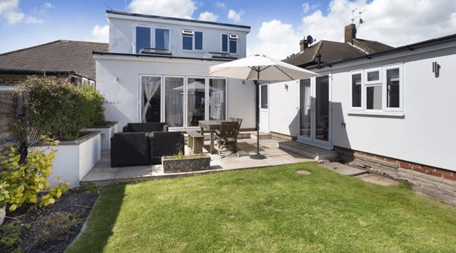 Who Should You Hire As Your Loft Conversion Specialist?