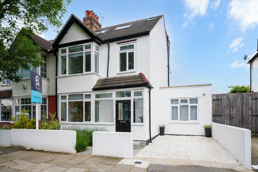 How Much Does a Loft Conversion Cost UK in Hanwell?