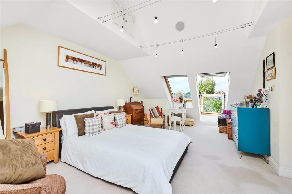 Do I Need To Move Out During The Loft Conversion In My House In Richmond?