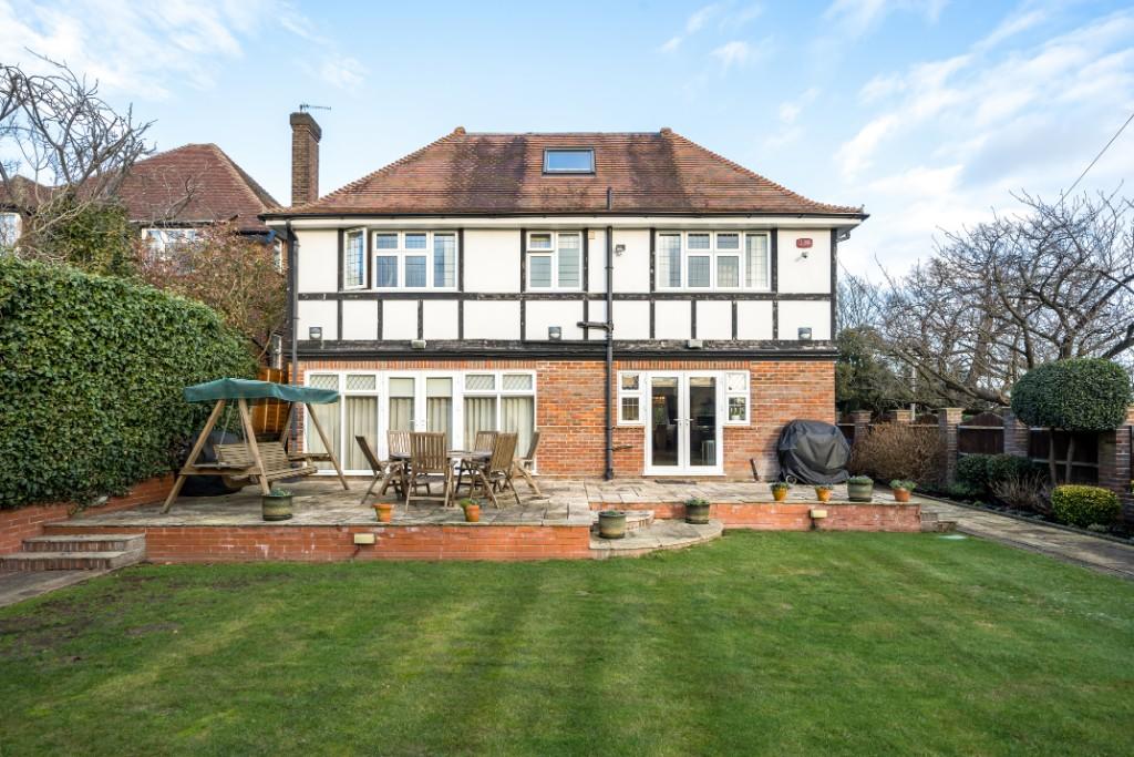 How to Design a Beautiful Loft Conversion in Stanmore